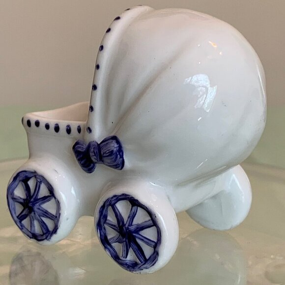 Vintage Baby Buggy Ceramic Planter Stroller Pram Hand Painted Newborn Boy Gift - Picture 9 of 13